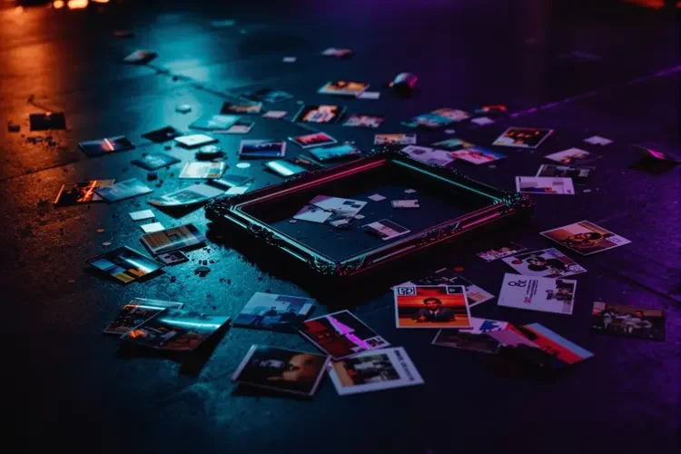 网红塌房：立人设却私生活混乱